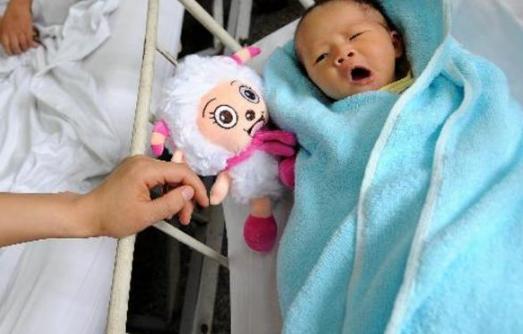 使用率|鱼爸爸给孩子取了个洋气名,孩子被起外号“好多鱼”,坑娃无疑