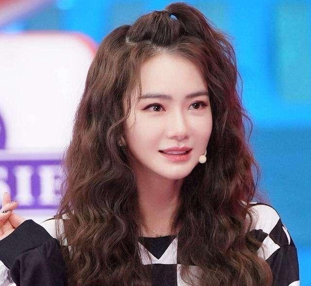 神仙姐姐 无论多大年纪的女人,都不要轻易尝试这3款发型,显老又土气