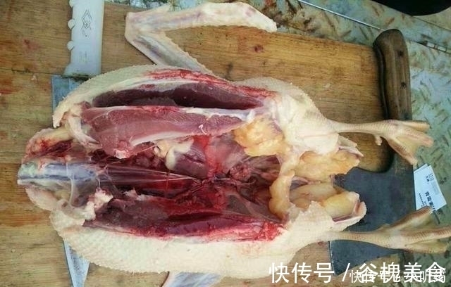 寒冬腊月此肉再贵也要吃，一整年不咳嗽，比牛羊肉还滋补，香极了