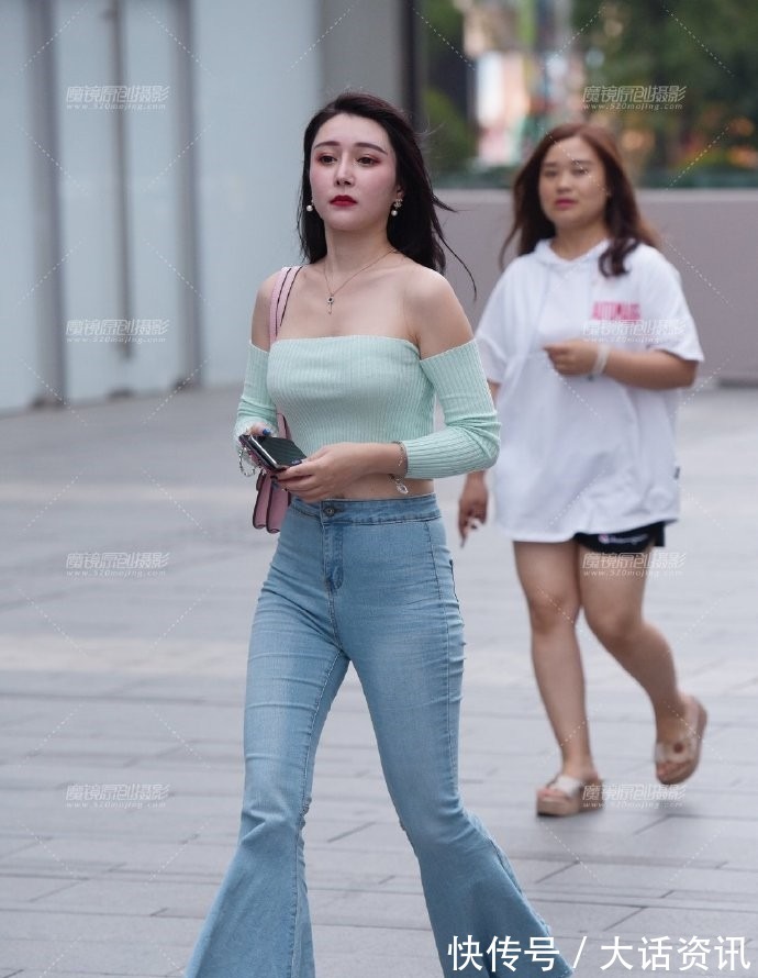 小姐姐 喇叭裤是不可能过时的，这辈子都不会过时的