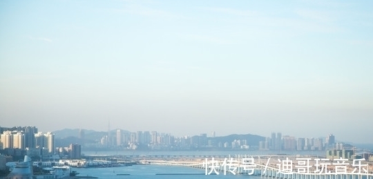 岗顶剧院|在中国慷慨的旅游城市，全城巴士免费，连交通费用也不收