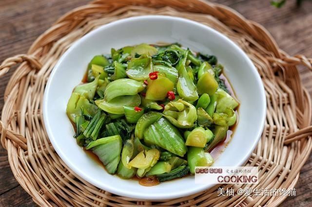  孩子期末考，上班族妈妈精心准备晚餐，网友：一看就是南宁人