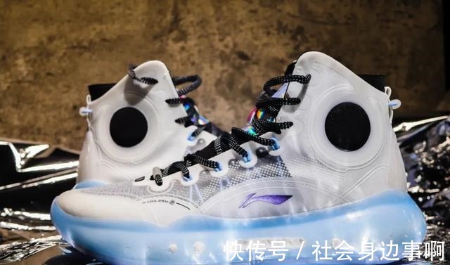驭帅 除了价格没缺点,TOP1的团队旗舰实战鞋驭帅14有多强!