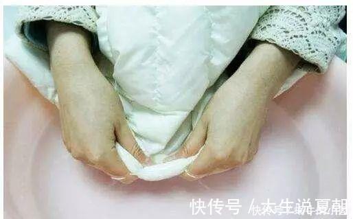 洗衣机|羽绒服又厚又脏,难清洗?用“它”喷一喷,比干洗店洗得更干净!