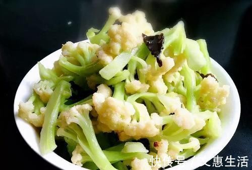 美白护肤|聪明人都在吃3种食物,美白护肤、延缓衰老,好处多多!