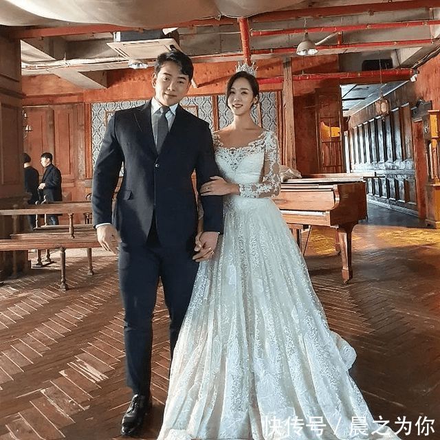 拉伸|25岁当模特,28岁当健身房老板娘,这样的身材是如何炼成的