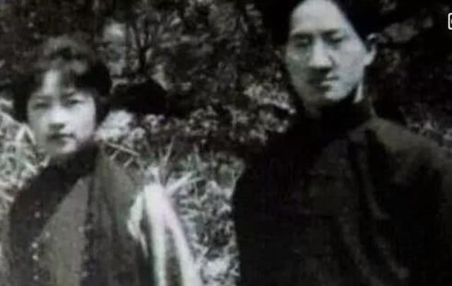 徐志摩:强迫发妻离婚,强娶朋友妻,父亲一句怒骂恰是他一生写照