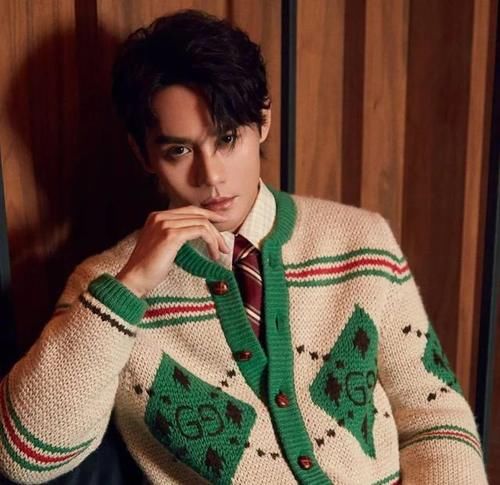 毛孔粗大颜值受损，收毛孔要提上日程了