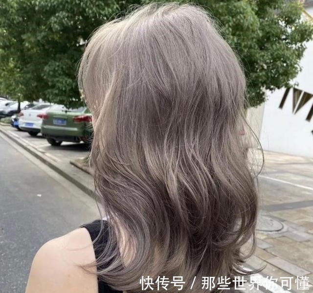 打理 今天给大家分享20款烫发免打理的发型!