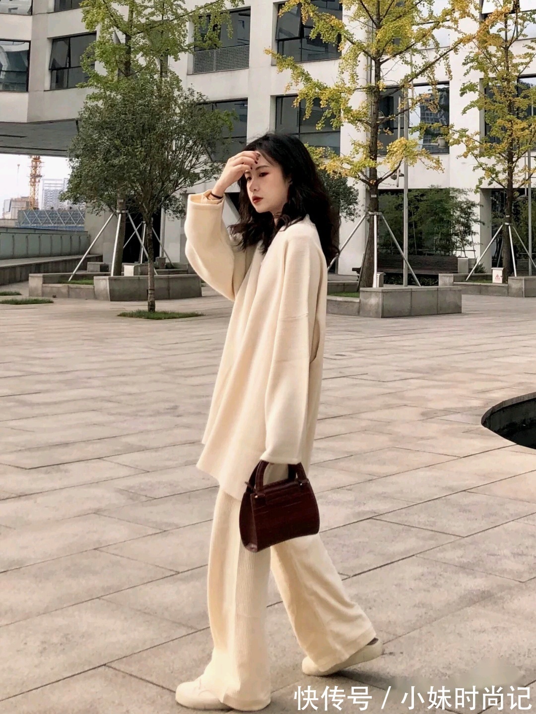 时髦|今秋火了一种风格,叫“温柔风”穿搭,时髦气质,充满高级感