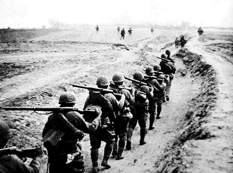 国军|国军副总司令缺钱,新四军缺枪,此人巧施一妙计,令他们各得所要