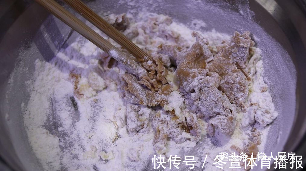 面粉|花生酱不只是调味品，配上面粉做的花生酥，一口一个吃着太香了
