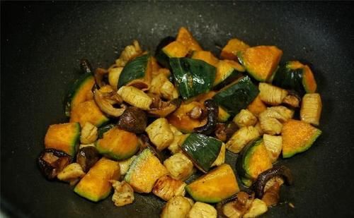 职场妈妈准备晚餐，方便省心营养全，30分钟端上桌，家人都满意