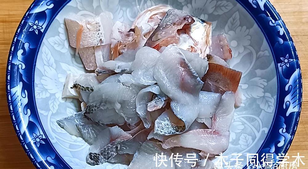 甜椒|教你“清汤鲈鱼片”的做法，成菜汤鲜味美，营养好吃特别开胃
