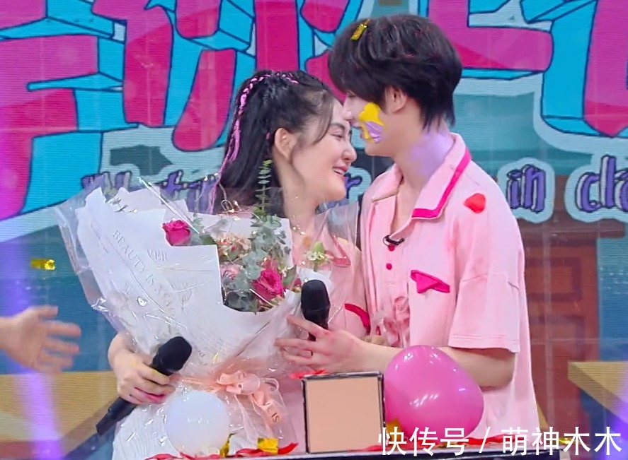 快樂家族|謝娜回歸反而趕客？《快本》收視高峰不在她，一開口七成觀眾換臺