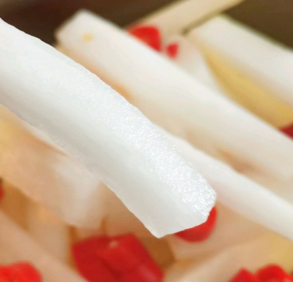 小米辣|酸辣泡萝卜