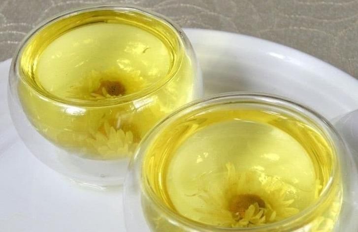 好处|常喝菊花茶好处多，但此4类人不宜多喝，早看早知早避免