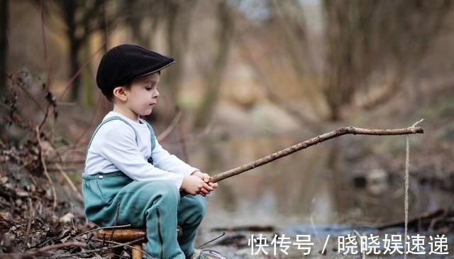 名字|爸爸姓“刘”,给女儿取名字撞名某女性用品,惹同学哄堂大笑