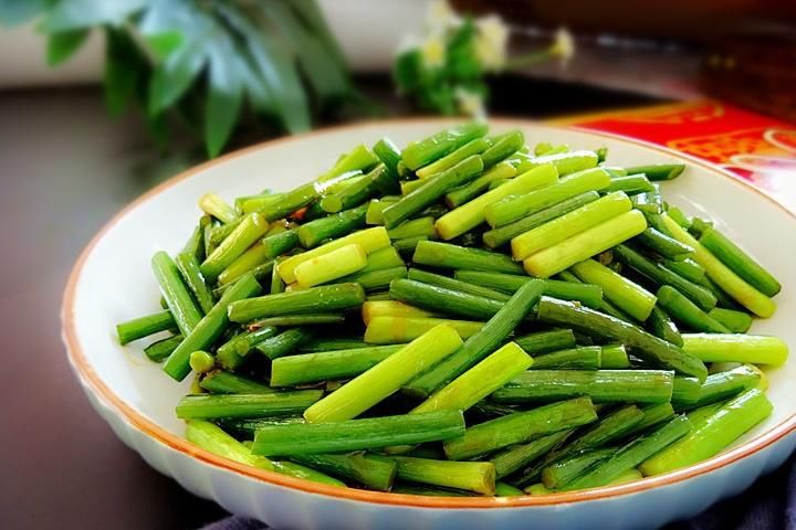 木耳|姐姐一入夏就这么吃，轮换着做，宽胃却瘦身，每天精力充沛心情好