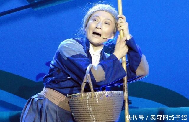 鲁迅先生在理发后,曾写了首经典的诗,最后一句风靡100多年