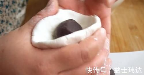 油炸糕|油炸糕不要直接下锅,教你一招,外酥里软不吸油,吃着不油腻