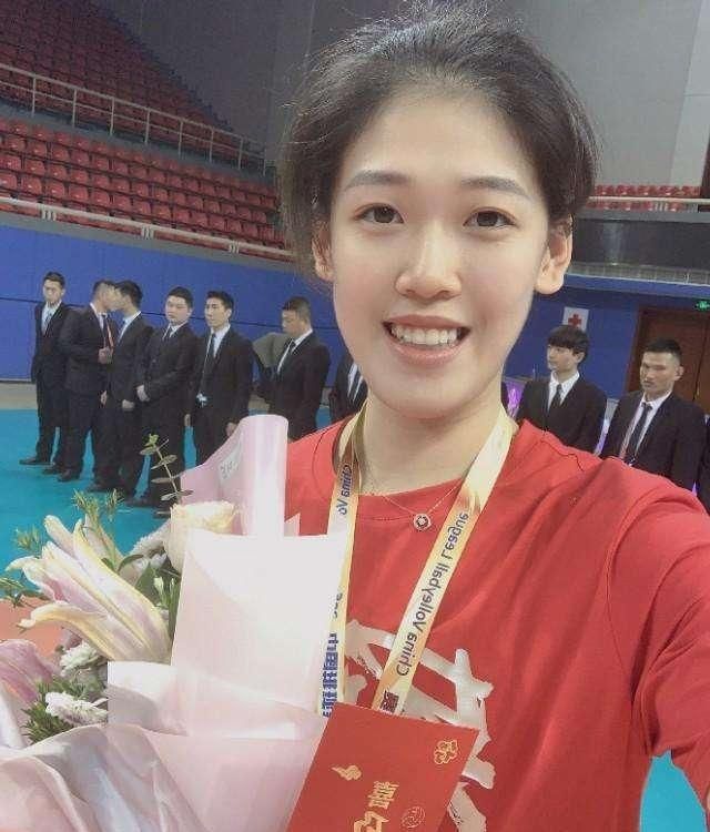 得分王|王宝泉高兴早了,天津女排夺14冠,却连夜收噩耗,李盈莹空欢喜?