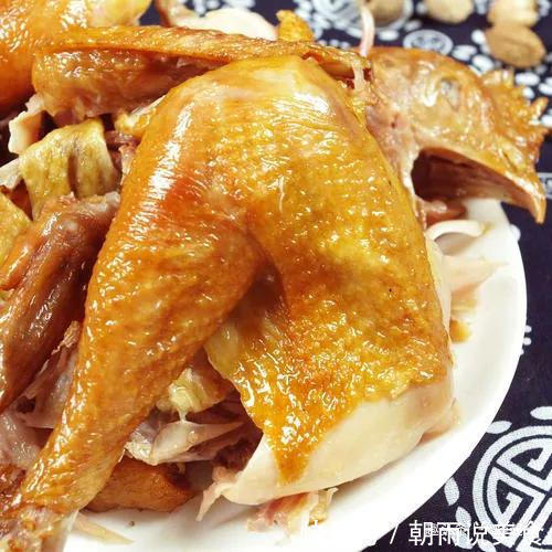 教你做脱骨熏鸡，只需12种香料，软烂脱骨香味浓郁，越吃越爱吃