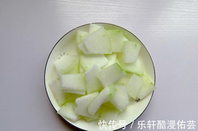 餐前汤|分享一道减脂刮油汤,鲜美好喝,低热量高蛋白,吃到撑也不怕!
