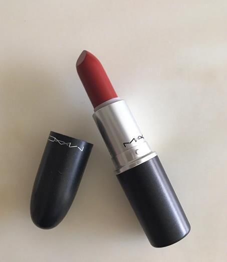 年度非常显白口红榜单：阿玛尼第一，非常后一个黄黑皮能够“闭眼入”