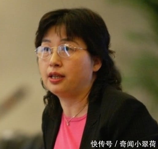 辞职|挡在任正非前面的女人:帮助华为年赚千亿,却带7000员工辞职