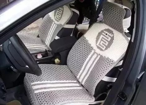 千万别|提醒！坐车时千万别让孩子穿羽绒服，车内这些东西也会致命！