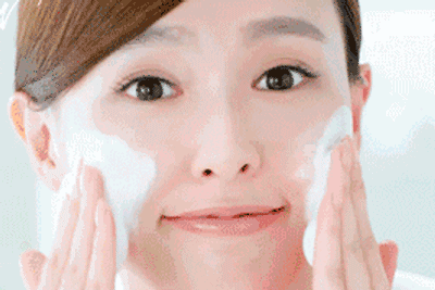 散粉|女人再忙也要记住:出门化淡妆!教你7个正确步骤,简单又好看