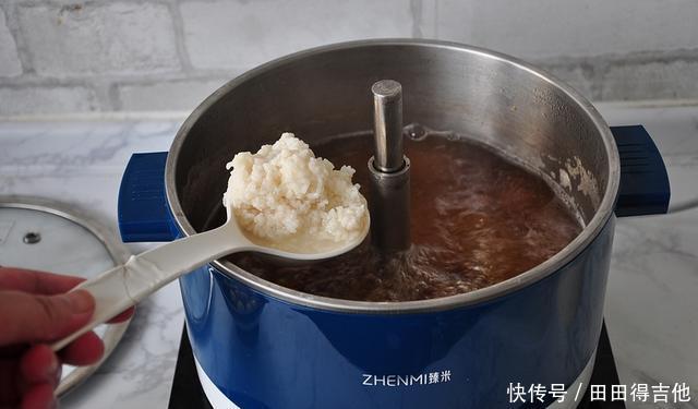 上桌|天冷之后女人可以多吃点它,暖身暖胃,上桌连汤汁都不剩