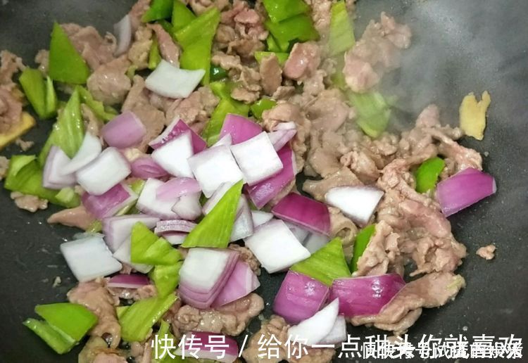 气血|洋葱和此物是绝配,比肉还好吃,气血足了,长个头,血管通畅了