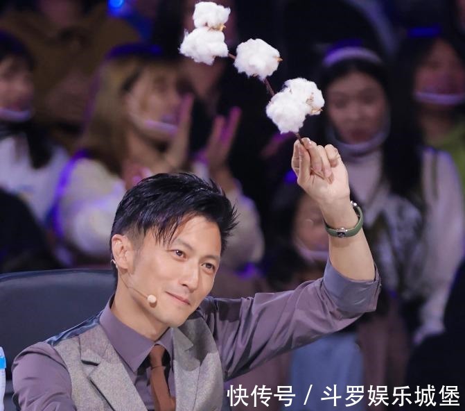 一场视觉盛宴,让谢霆锋、伊能静、邓紫棋看着流泪,这节目值了