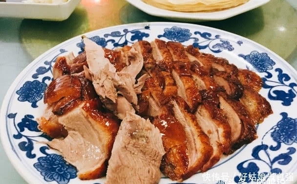 老外|曾在国宴上征服众多老外,如今却跌落“神坛”,网友:自己作的了