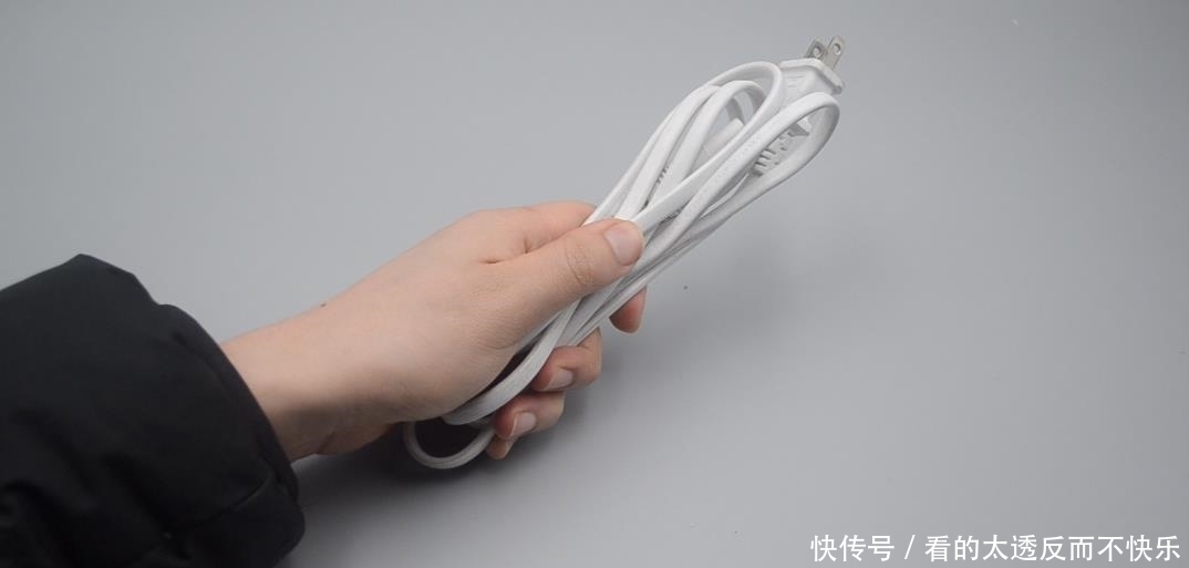 出门时口袋放一根尼龙扎带,关键时刻作用大,懂的人不多,涨知识