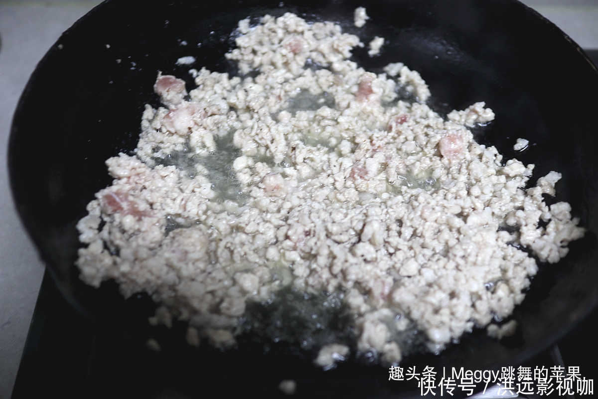 生肉|包饺子用生肉还是熟肉都不对!跟我学一招,生熟肉馅香得捧肚皮