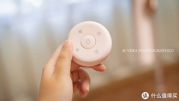 边吹头发边玩游戏，还不用依靠猪队友？