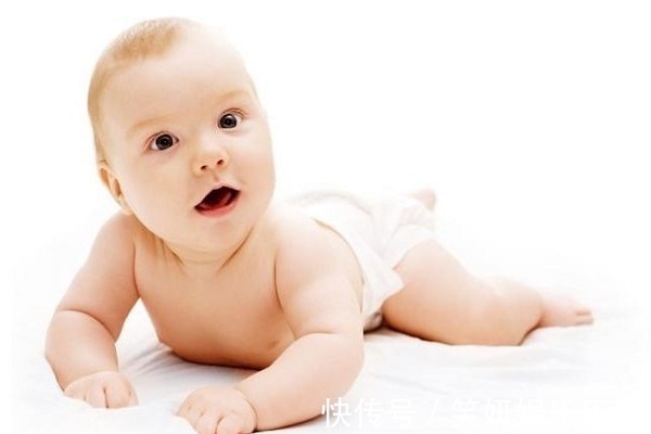 四肢|宝宝睡觉若有以下举动,说明大脑发育的好,将来肯定是个机灵鬼