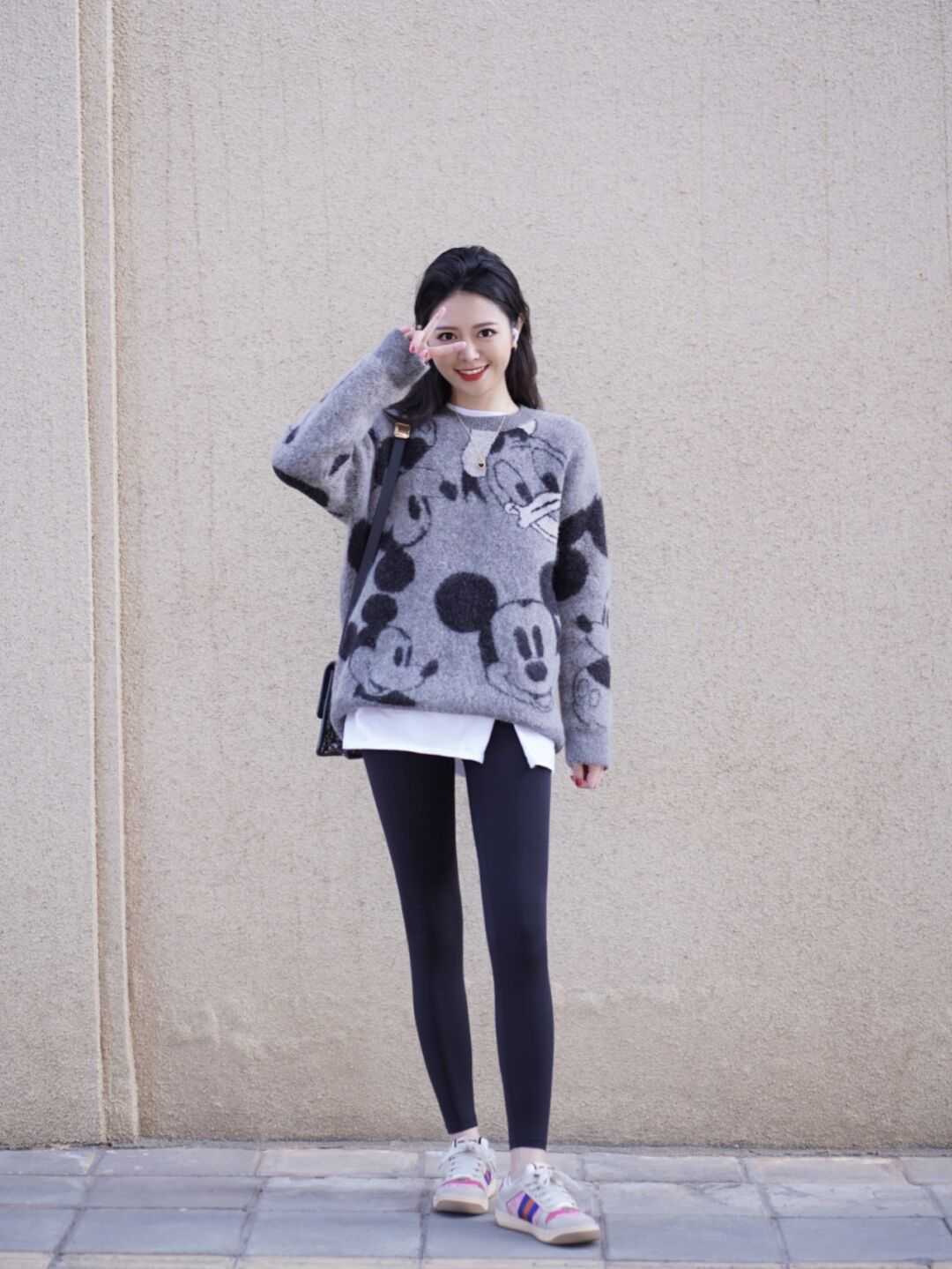 单品 适合早春的职场穿搭,这几种颜色稳重大气不挑人,咋穿都不出错