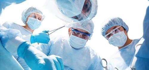 放化疗|辟谣：得了癌症后应该不做放化疗，只需想办法止痛能活更久？