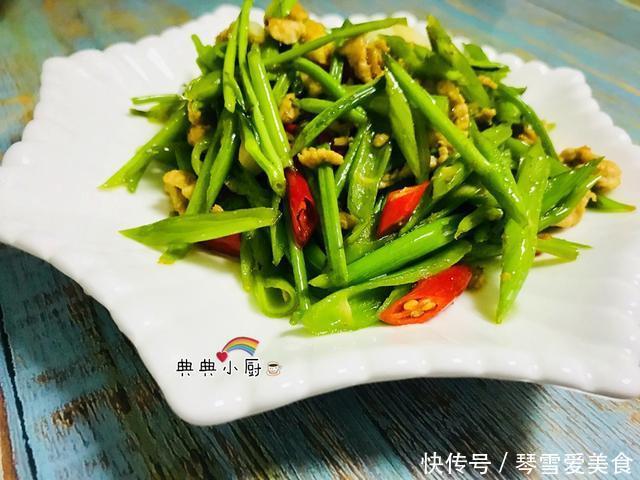 夏日|夏日餐桌的家常菜,简单清炒非常下饭,没食欲就想吃