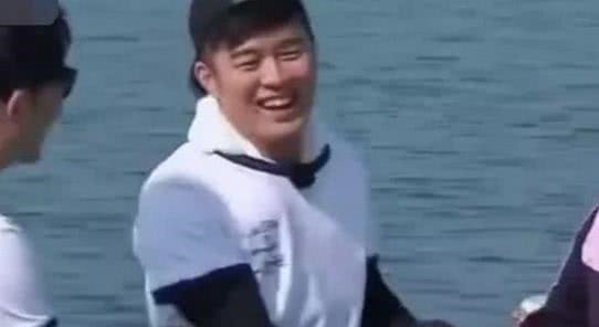 《跑男》嘉賓叫錯名字后,陳赫反應機智,王彥霖引起全網熱議!