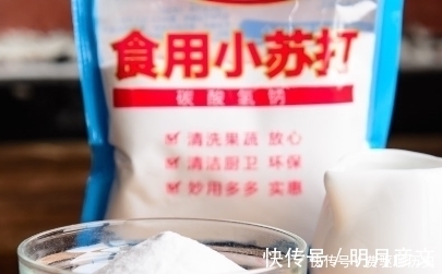 冷天发面，只用酵母可不行，想要面团松软，就加这2样，保证成功