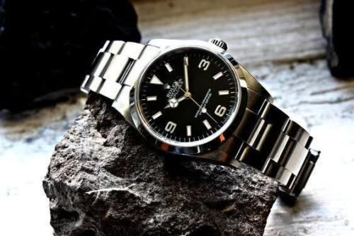 三四千入手复刻表真的靠谱吗?客观解说对复刻表的看法!