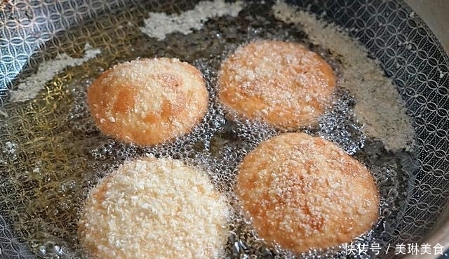 馒头|此饼不放水,不发面,比馒头还简单,暄软好吃,隔三差五做一次