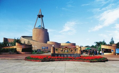 遗址|将三星堆打造成世界一流的博物馆和国家考古遗址公园