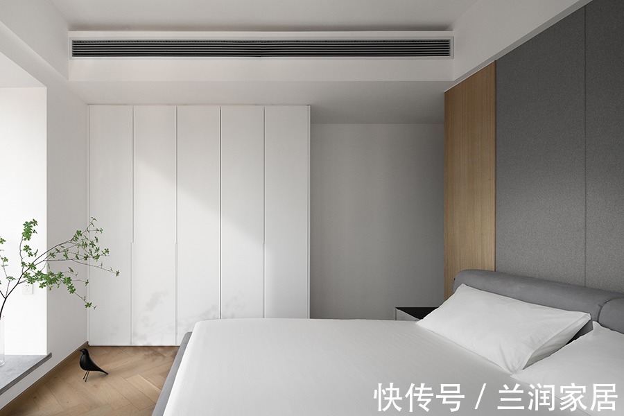 定制衣柜|除了材质,定制衣柜你需要注意这些!