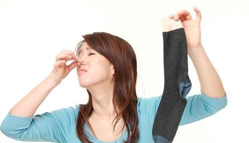 内裤|男性的袜子和内裤,能一起洗吗,女性的呢一些注意事项要知道